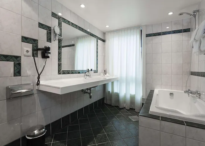 Scandic Park 4*